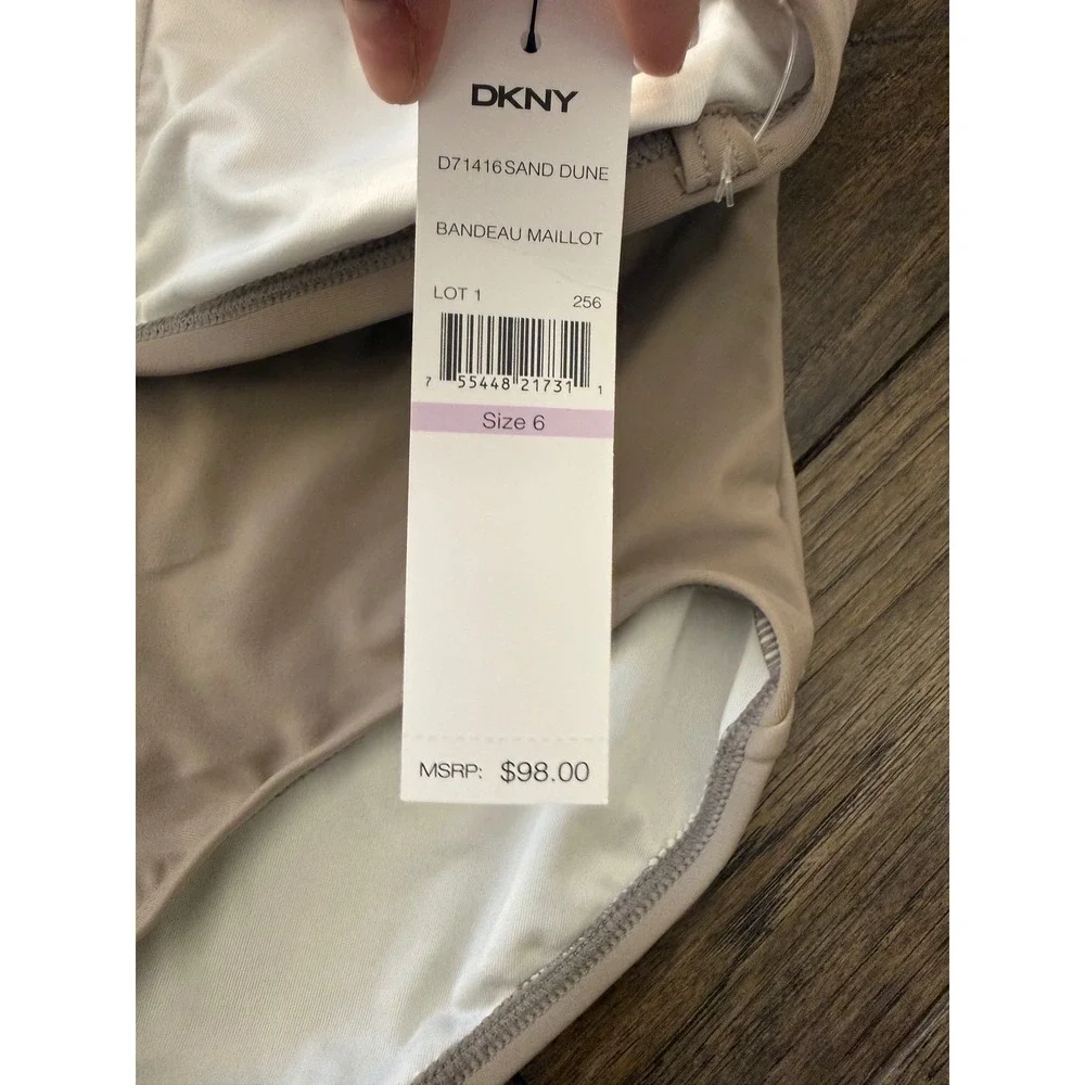 DKNY Bandeau Maillot Swimsuit Women 6 Sand Dune Strapless Padded D71416 NWT - Picture 4 of 8